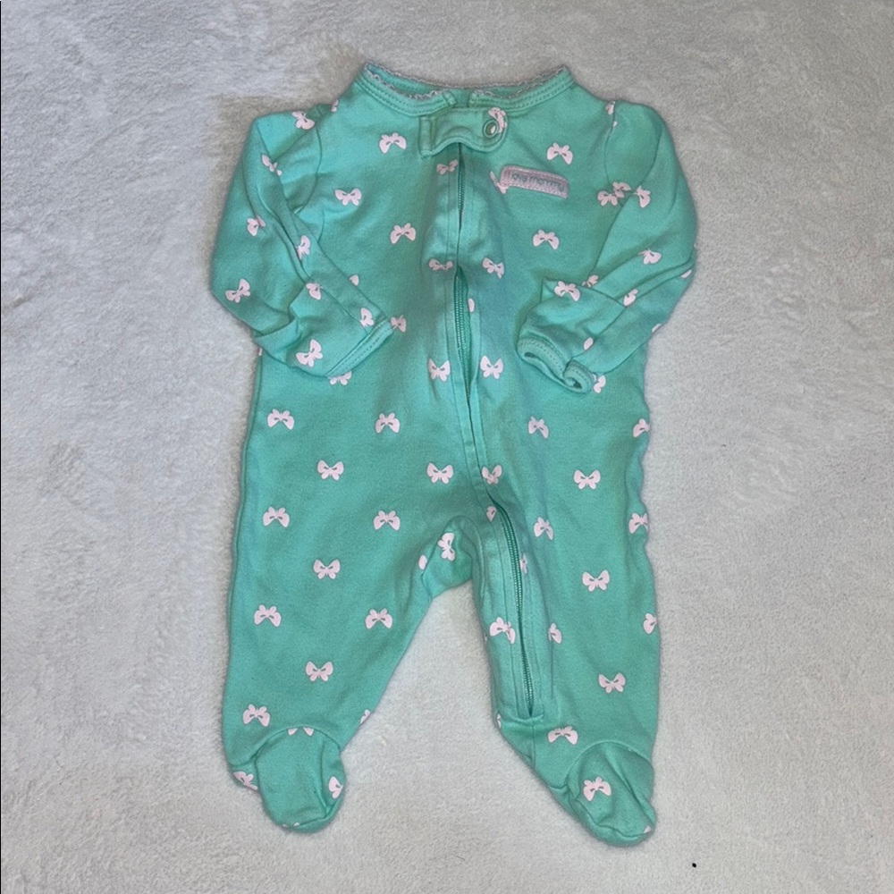 Carter's Green and Pink newborn zip up bow Footie / sleeper One Piece 🎀